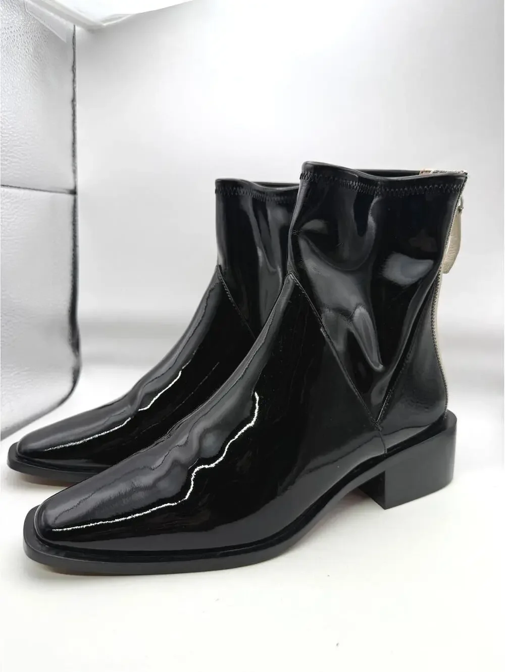 Linea Paolo Velore Color Block Bootie Black Patent Leather Women's Ankle 5.5